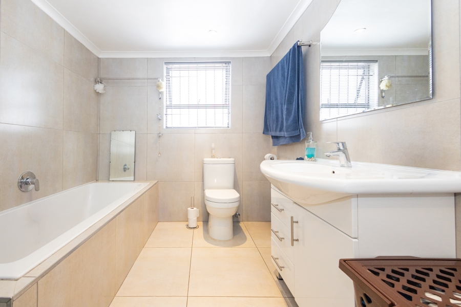 2 Bedroom Property for Sale in Ridgeworth Western Cape